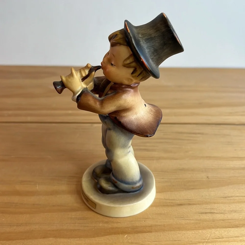 Vintage Hummel Goebel Large 1957 “Serenade” # 85/0 TMK-3